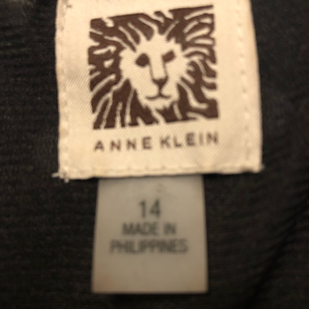 Anne Klein MIDI Sleeveless Dress Dry Cleaned After Wore Navy Blue w/ white dots - Picture 5 of 7